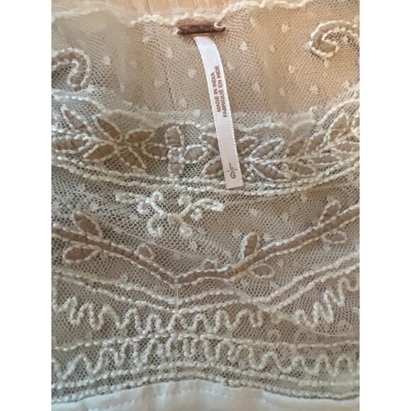 Free People Romantic Jojo Tee Mixed Media Mesh Lace Inset Long Sleeve Top Large - Picture 4 of 8